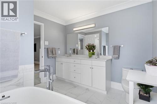 196 Harwood Road, Cambridge, ON - Indoor Photo Showing Bathroom