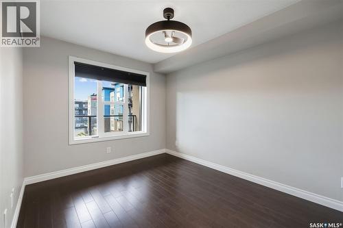 325 5303 Universal Crescent, Regina, SK 