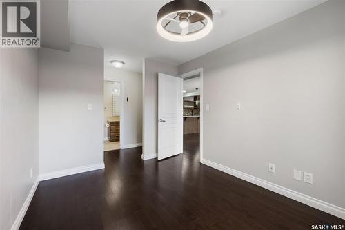 325 5303 Universal Crescent, Regina, SK 