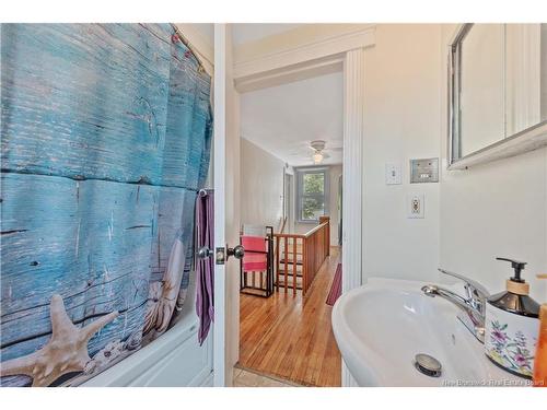 166 North, Moncton, NB 