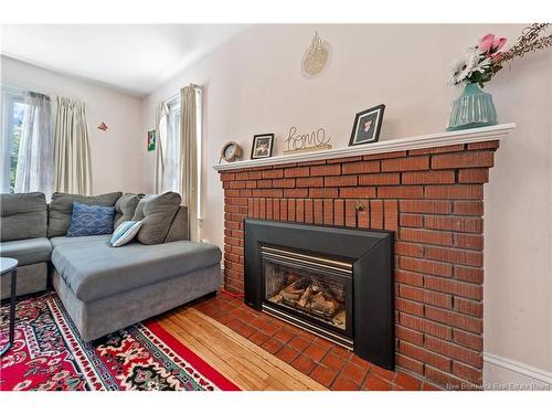 166 North, Moncton, NB 