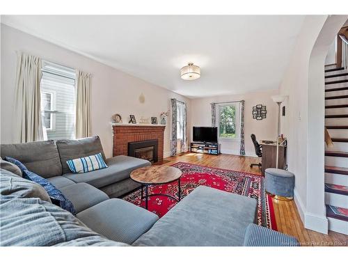 166 North, Moncton, NB 