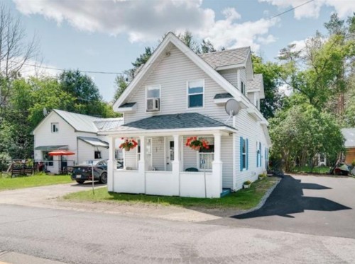 18 Ch. du Pont  Val-Des-Monts, QC J8N 2J1