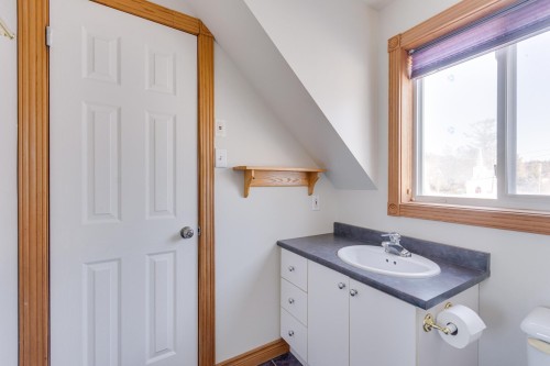 Salle de bains - 18 Ch. Du Pont, Val-Des-Monts, QC - Indoor Photo Showing Bathroom