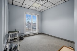 Interior - 