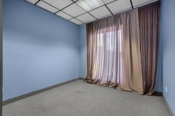 Interior - 