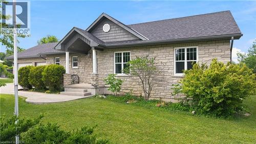 14 REGENCY Drive  Minto, ON N0G 1M0