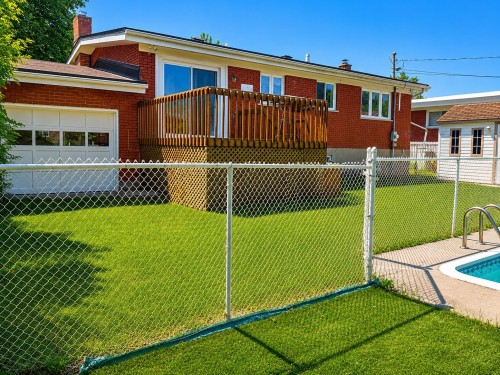 Back of Structure - 2250 Rue De Perse, Laval (Vimont), QC 