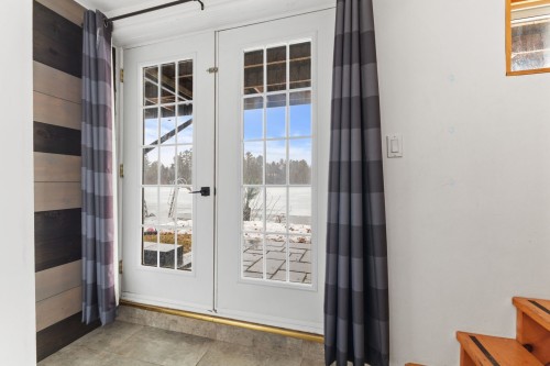 Entrée extérieure - 614 Ch. Du Tour-Du-Lac, Lac-Simon, QC -  Photo Showing Other Room