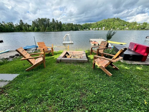 Bord de l'eau - 614 Ch. Du Tour-Du-Lac, Lac-Simon, QC - Outdoor With Body Of Water