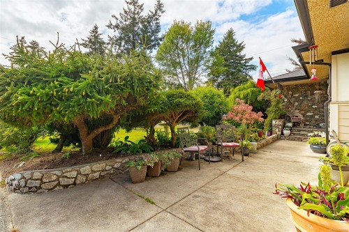 1288 Roy Rd, Saanich, BC 
