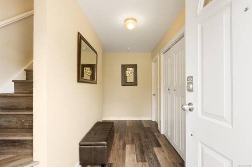 10019 Siddall Rd, Sidney, BC 