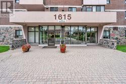 1108 - 1615 BLOOR STREET  Mississauga, ON L4X 1S2
