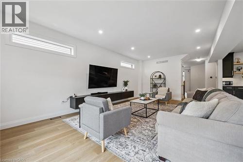 203 Schmidt Drive, Arthur, ON 
