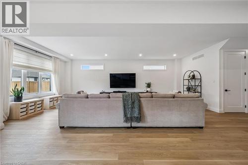 203 Schmidt Drive, Arthur, ON 