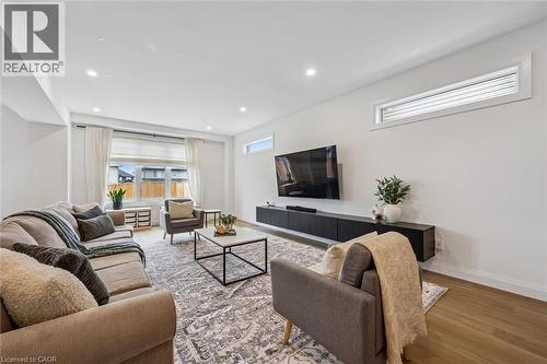 203 Schmidt Drive, Arthur, ON 