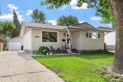 9 Macleod Drive  Brandon, MB R7A 6G2