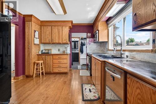 2440 Cyprus Avenue, Burlington, ON 