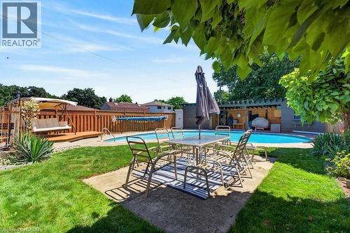 2440 Cyprus Avenue, Burlington, ON 
