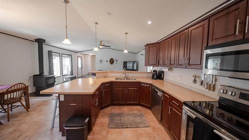 6524 Mcdonald Loop Road, Grasmere, BC 