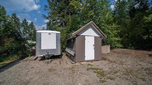 6524 Mcdonald Loop Road, Grasmere, BC 
