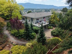 3255 Folkestone Dr Nanaimo, BC V9T 5V2