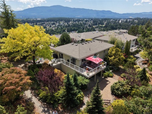3255 Folkestone Dr, Nanaimo, BC 
