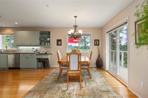 3255 Folkestone Dr, Nanaimo, BC 