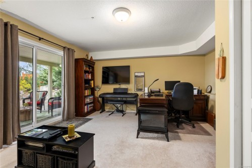 3255 Folkestone Dr, Nanaimo, BC 