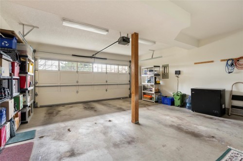 3255 Folkestone Dr, Nanaimo, BC 