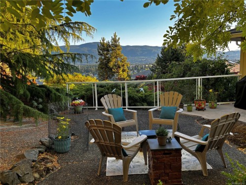3255 Folkestone Dr, Nanaimo, BC 