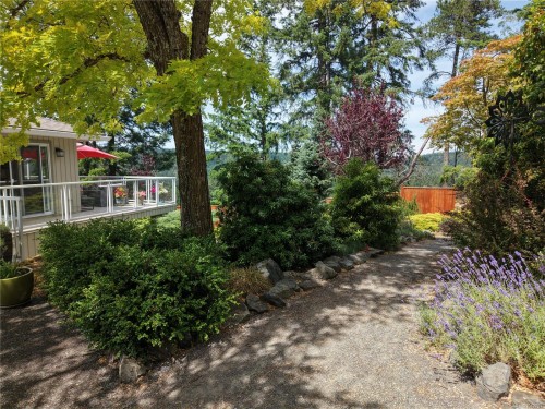 3255 Folkestone Dr, Nanaimo, BC 