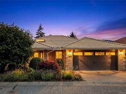 205 Marine Dr Cobble Hill, BC V8H 0K8