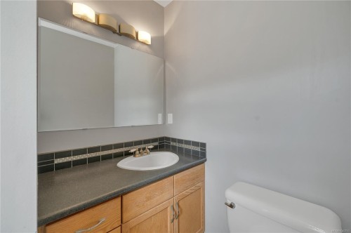 852 Eland Dr, Campbell River, BC 