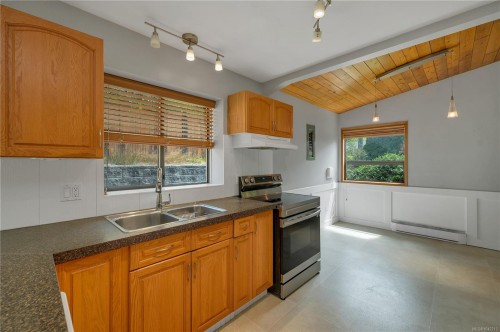 852 Eland Dr, Campbell River, BC 