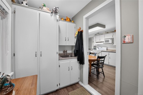 655 Drake St, Nanaimo, BC 