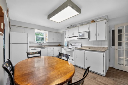 655 Drake St, Nanaimo, BC 