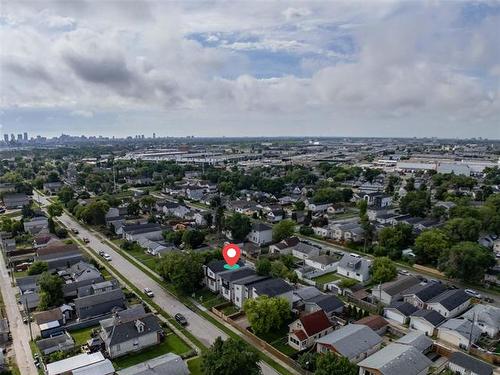 1930 Elgin Ave, Winnipeg, MB 