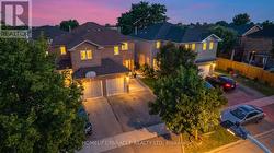 5591 WHISTLER CRESCENT  Mississauga, ON L4Z 3R5