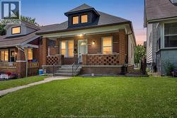 673 RANDOLPH AVENUE Windsor, ON N9B 2T7