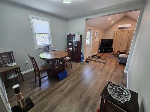 4 Victoria Street, Springhill, NS 