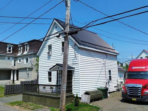 4 Victoria Street, Springhill, NS 