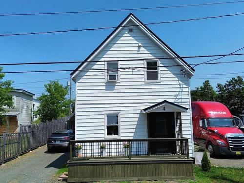 4 Victoria Street, Springhill, NS 