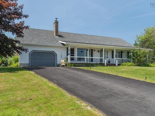 31 Maple Drive, Brooklyn, NS 