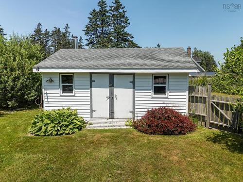 31 Maple Drive, Brooklyn, NS 