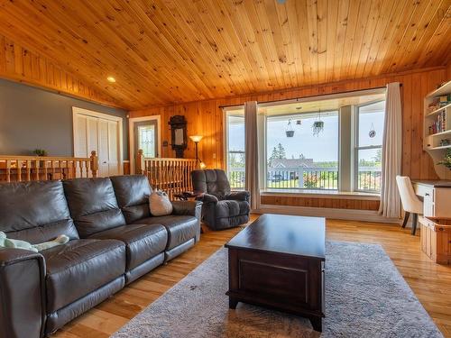 31 Maple Drive, Brooklyn, NS 
