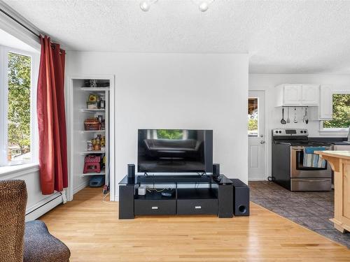 13 Fernhill Drive, Dartmouth, NS 