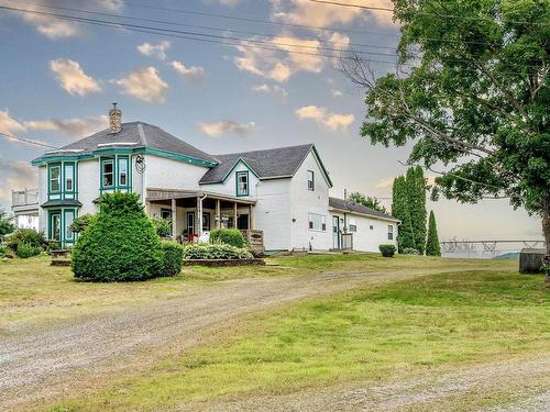 8843 221 Highway, Sheffield Mills, NS 