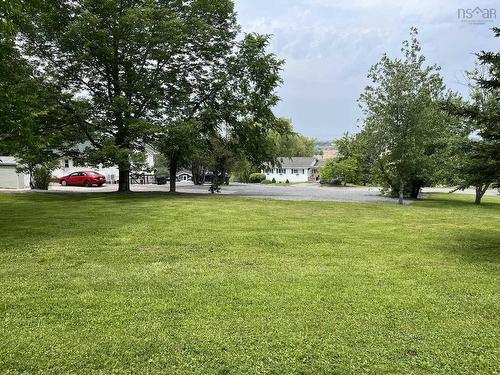 6&6A Brightman Avenue, Currys Corner, NS 