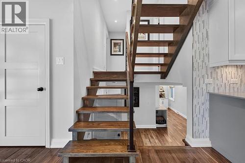 26 Freeland Court, Hamilton, ON - Indoor Photo Showing Other Room